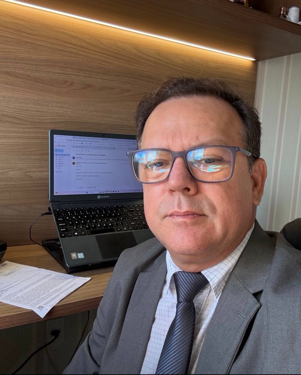 Dr. Alejandro Pizano
